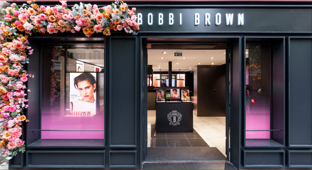 Dans le Marais, L2A participe à la rénovation de la boutique Bobbi Brown